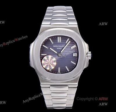 (GR) V2 Version - Patek Philippe 5711 Patek Philippe Nautilus Dark Blue Dial Swiss Replica Watch 